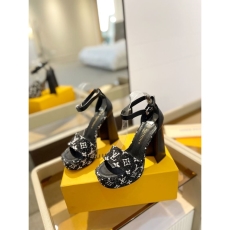 Louis Vuitton Sandals